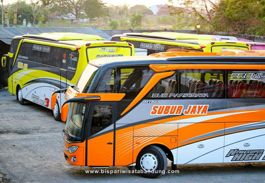 Menjelajah Bandung dan Sekitarnya:  Industri Pariwisata dan Perusahaan Bus di Kota Kembang
