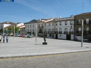 MONUMENT / Praça Dom Pedro V, Castelo de Vide, Portugal
