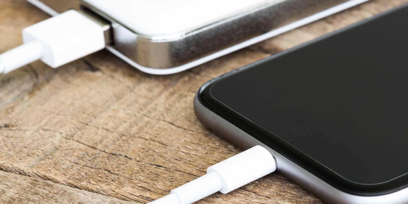 These Tricks Wil Help You to Keep Your Smartphone Battery Going for