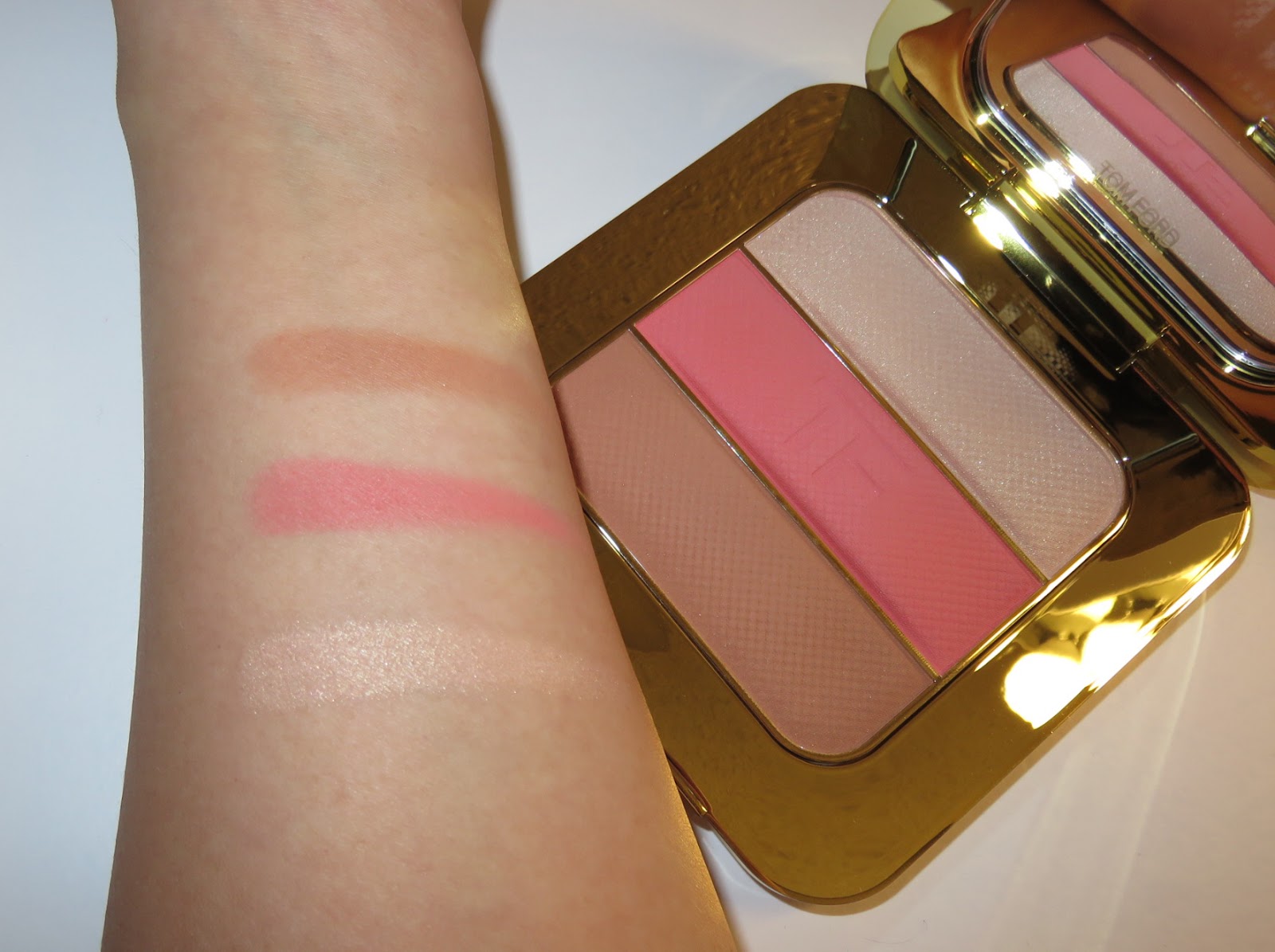 Review | Tom Ford Soleil Contouring Palette in PRETTY IS MY PROFESSION