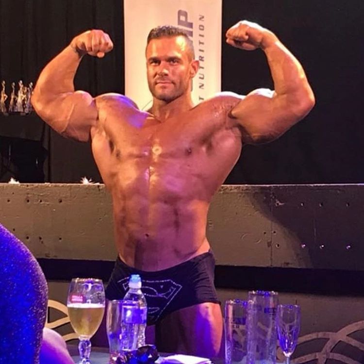 andrew pickering british superman bodybuilders