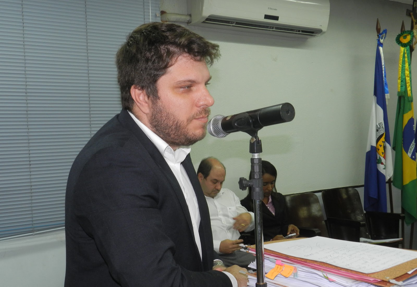 Procurador participa de reunião da Câmara de Itaperuna Rádio Itaperuna FM