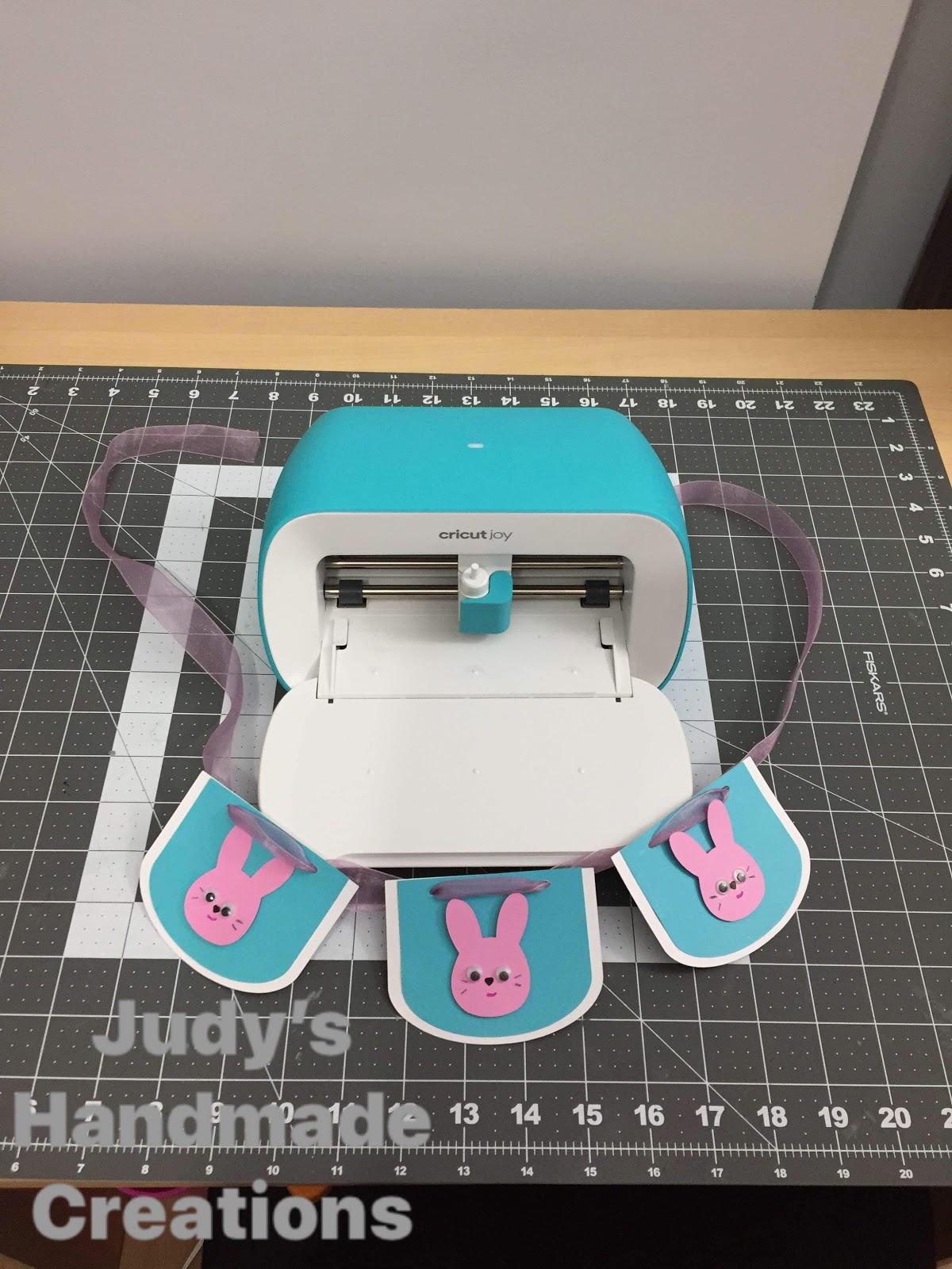 Judy's Handmade Creations Cricut Joy Banner Project!