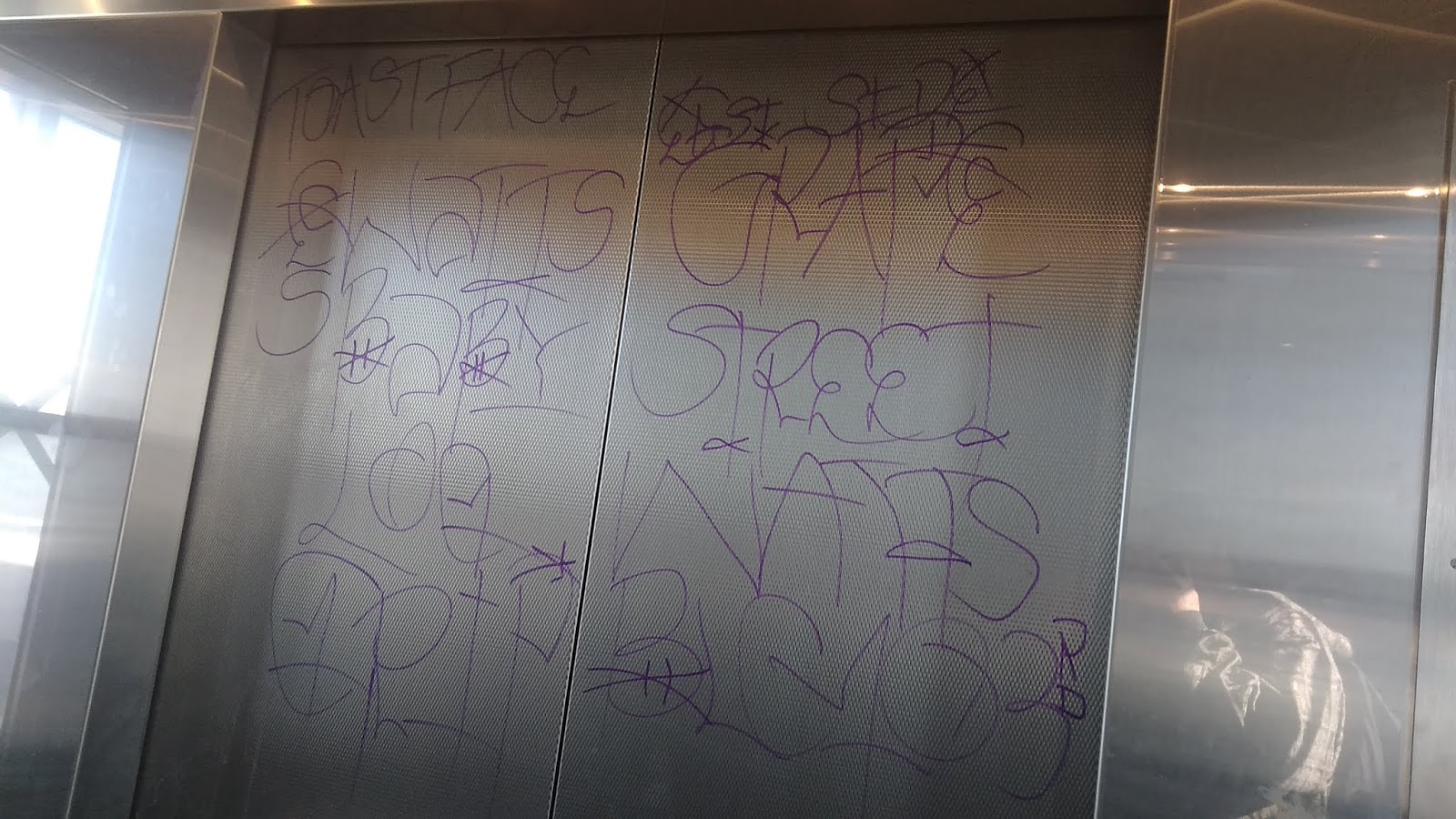 crip gangs graffiti grape street Watts ( baby loc crip )