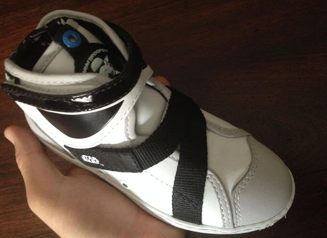 Kickers - Fall Winter 2015 Collection - Star Wars Kickers - infantil Colección otoño / invierno de Kickers / Star Wars - La guerra de las galaxias Colección infantil: Yoda + Darth Vader + Boba Fett + Stormtropper (Galactic + Helmet) + Chewbacca Kickers Star Wars Sneakers / Zapatillas Star Wars de Kickers / ÁlvaroGP SEO / Miguel Ángel representante Kickers Sneackers - Star Wars Collection - ÁlvaroGP SEO / Miguel Ángel representante