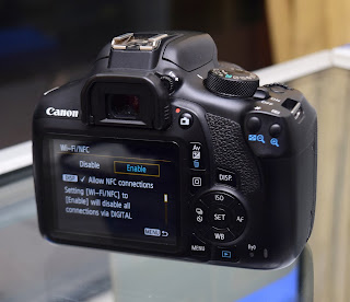 Jual Kamera Canon EOS 1300D Lensa Kit Built-in Wi-Fi