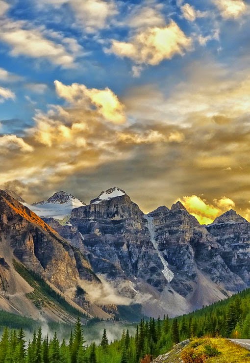  Valley of the Ten Peaks  is a valley in Banff National Park in Alberta, Canada, which is crowned by ten notable peaks and also includes Moraine Lake. The valley can be reached by following the Moraine Lake road near Lake Louise.