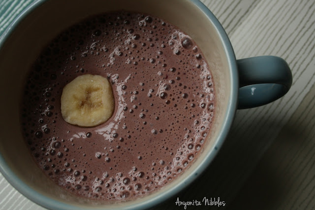 Choccy Banana Berry Smoothie with Banana Disc