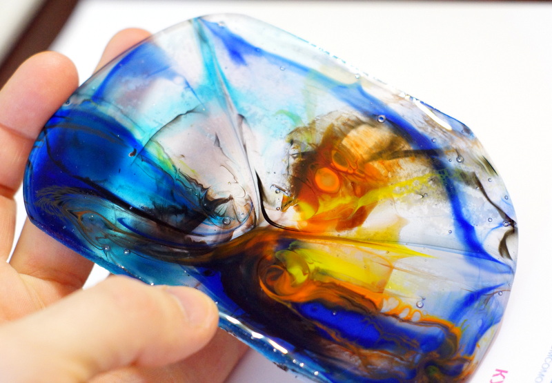 Стеклянная река