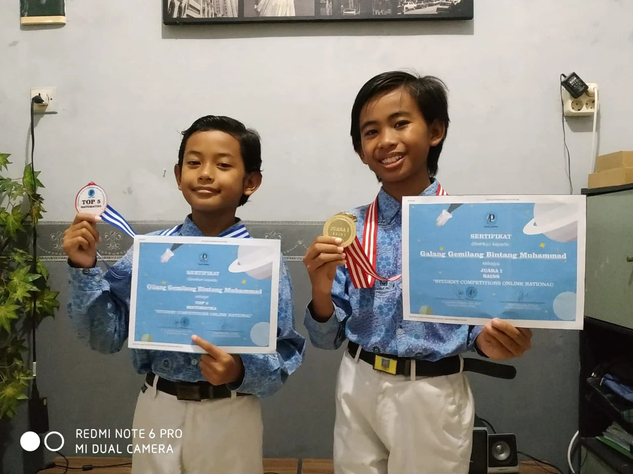 Kisah Jason dan Jovansyah, Kakak-Adik Berprestasi Asal Surabaya Raih Medali di IMC 2025 Singapura