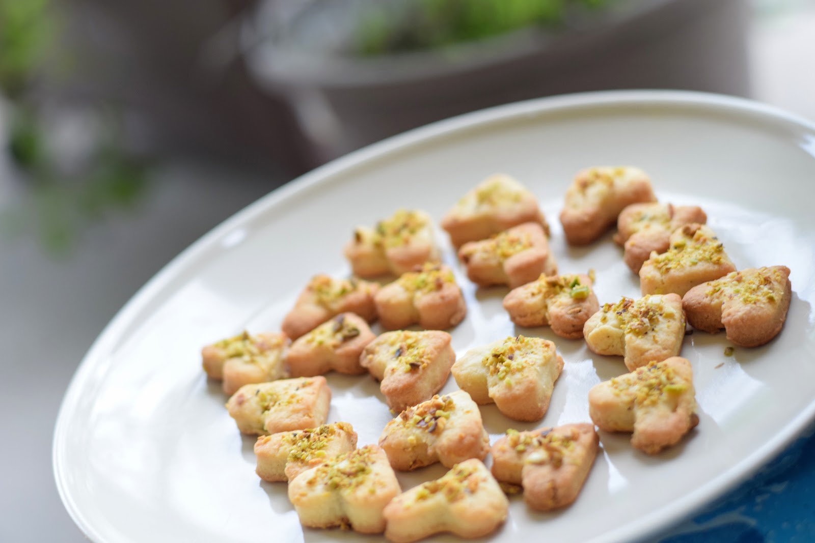 Sarita's Kitchen Blog: Mini eggless biscuits