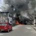 ASSISTA: Ônibus explode e chamas invadem casas na Cidade Nova