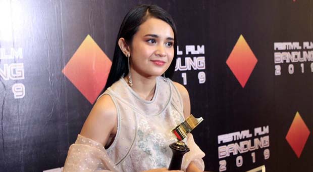 Michelle Ziudith Raih Pemeran Wanita Terpuji Serial Televisi FFB 2019 Michelle Ziudith Raih Pemeran Wanita Terpuji Serial Televisi FFB 2019