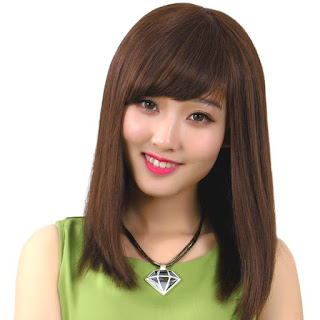 ビデオ通話に便利なフルウィッグ♪使いやすいブラウンミディアム