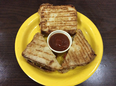 quick breakfast snack-sandwich