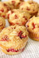 Strawberry Cheesecake Muffins