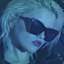 "You're Not The One": Sky Ferreira Encarna a Pegadora Vingativa em Novo Clipe!