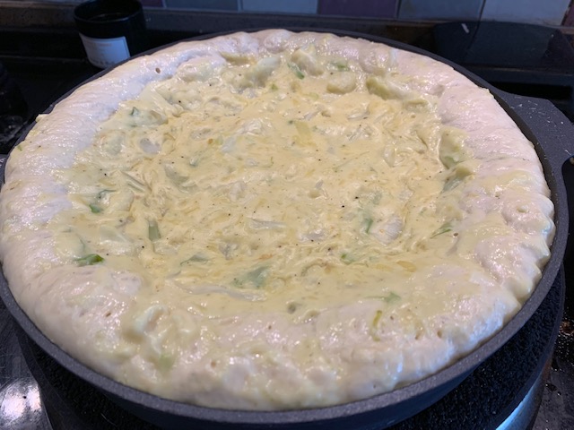 Jamie Oliver - Cauliflower Cheese Pizza Pie