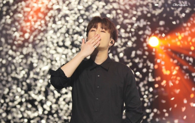 개찰떡 컨셉 만난 김성규 | 인스티즈