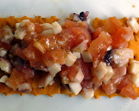 https://comidacaseraenalmeria.blogspot.com/2018/09/cracker-de-salmon-y-pulpo.html