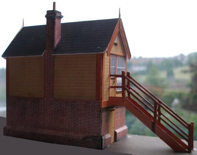 PAPERMAU British Railway Signal Box Paper Model by Hall Royd