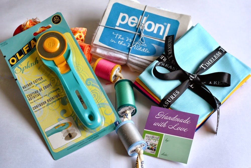 SewVery Modern Bee Book My First Quilt Block sewvery-modern-bee-book-my-first-quilt-block