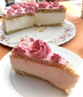 Käse Sahne Torte ohne Mehl und ohne Zucker