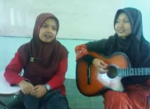Video Lagu Baik Baik Sayang Versi Arab | Dlowoh