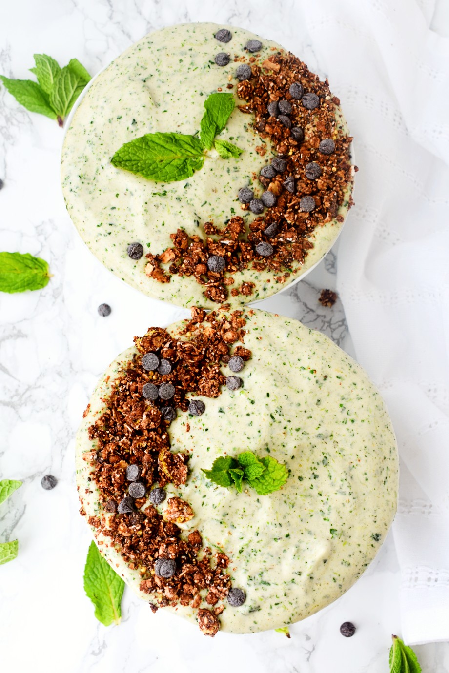 Healthy Mint Smoothie Bowl