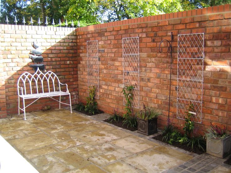 How To Build A Garden Wall Tiny House Decor