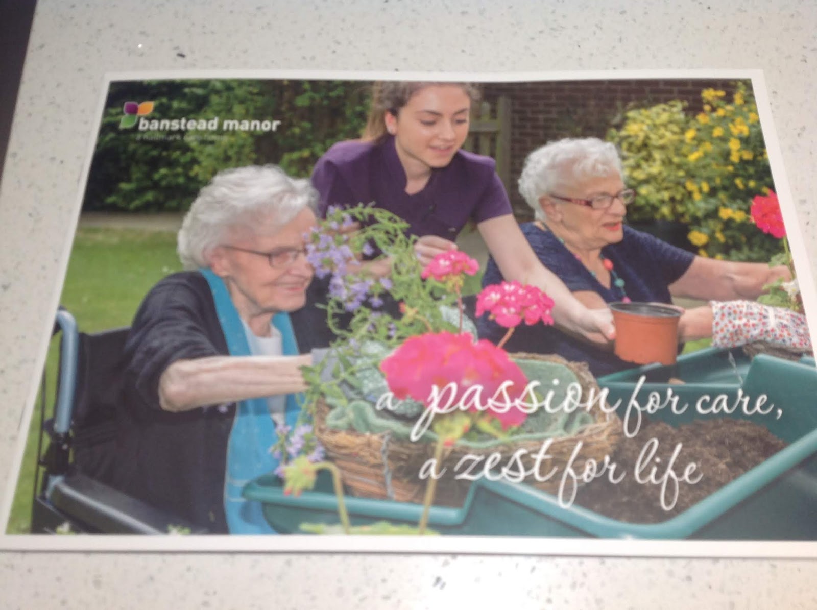 Banstead Manor Hallmark Care Homes INTRODUCING BANSTEAD MANOR CARE HOME