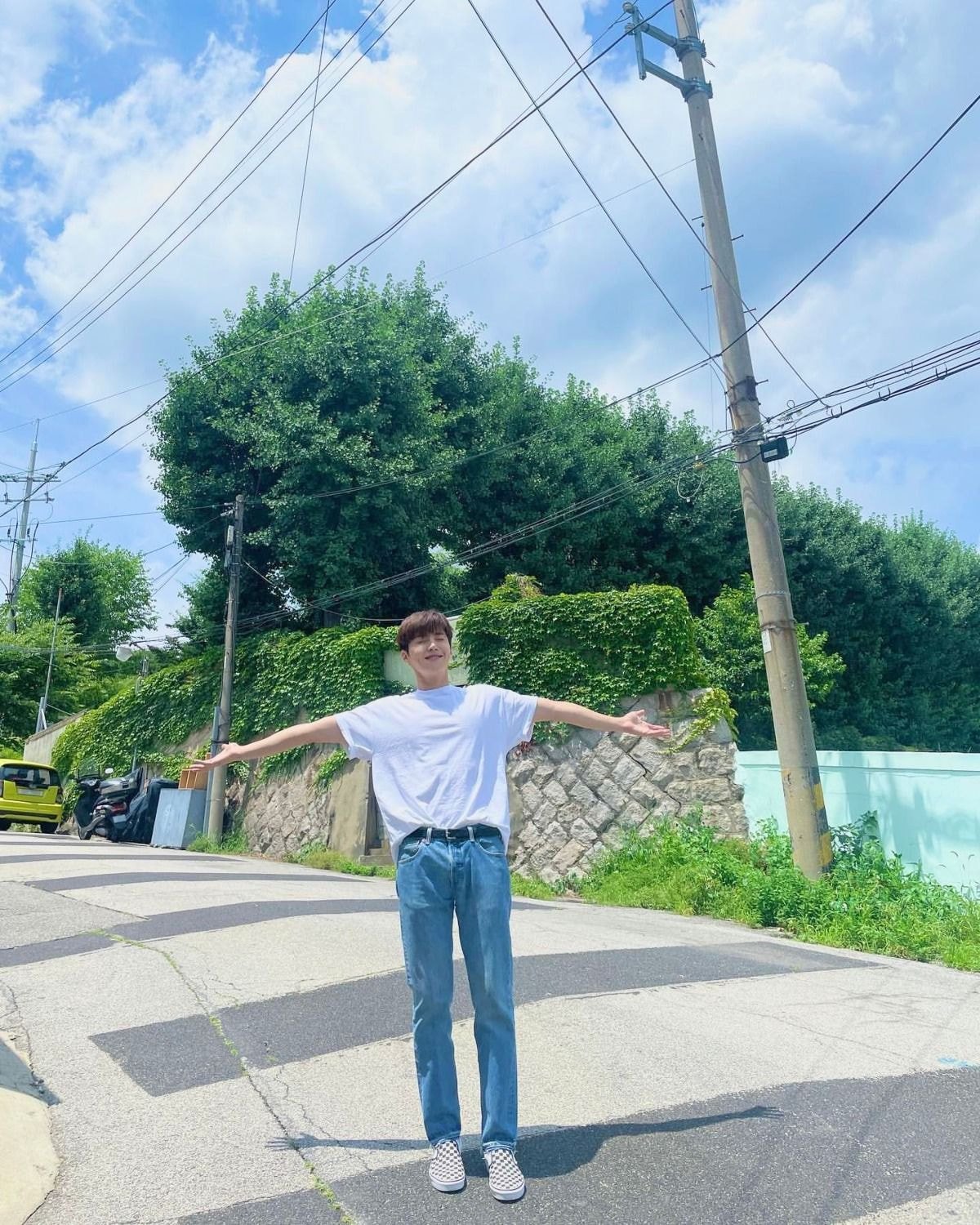 %25ED%259D%25B0%25ED%258B%25B0%25EC%2597