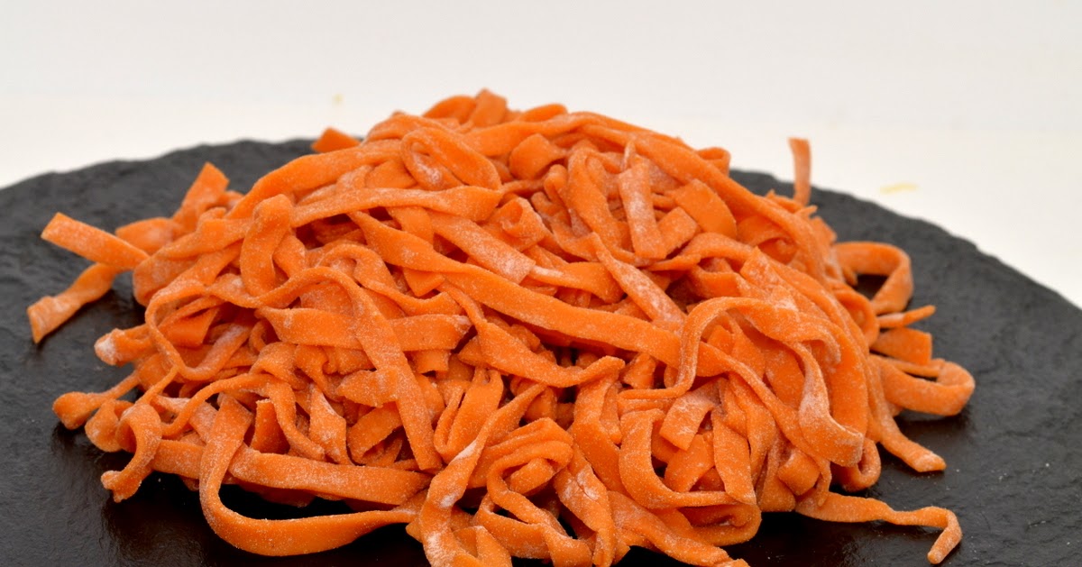 Saveurs et Gourmandises Tagliatelles maison à la tomate (recette du