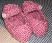 Knitting Galore: Easy Knit Baby Mary Jane Booties