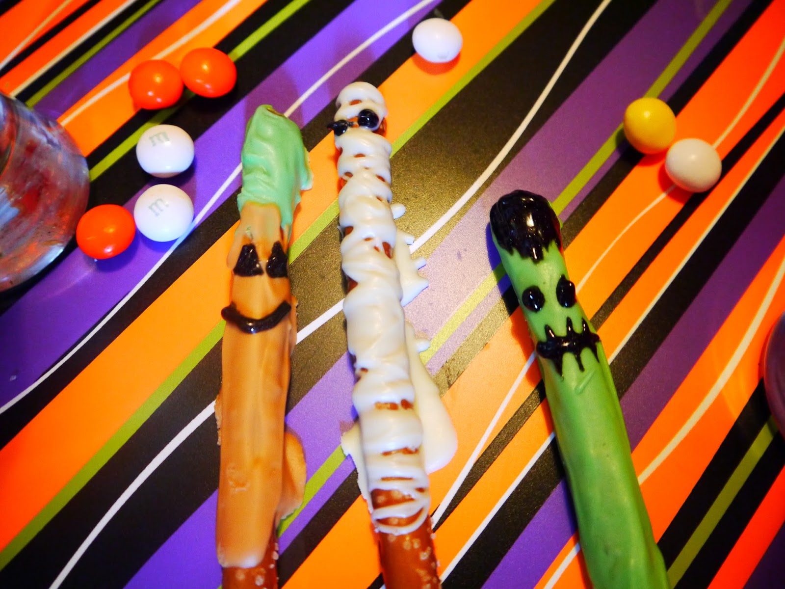 Recipe Chocolate covered Halloween Pretzels The Western New Yorker