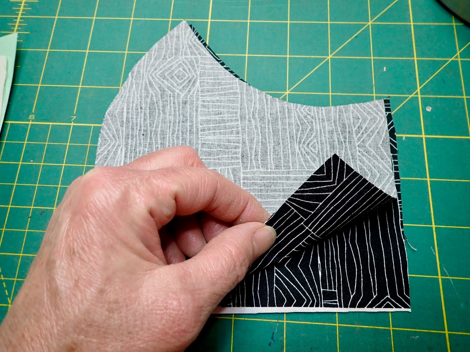 Fitted Masks with Interfacing and Pocket My Home Farm