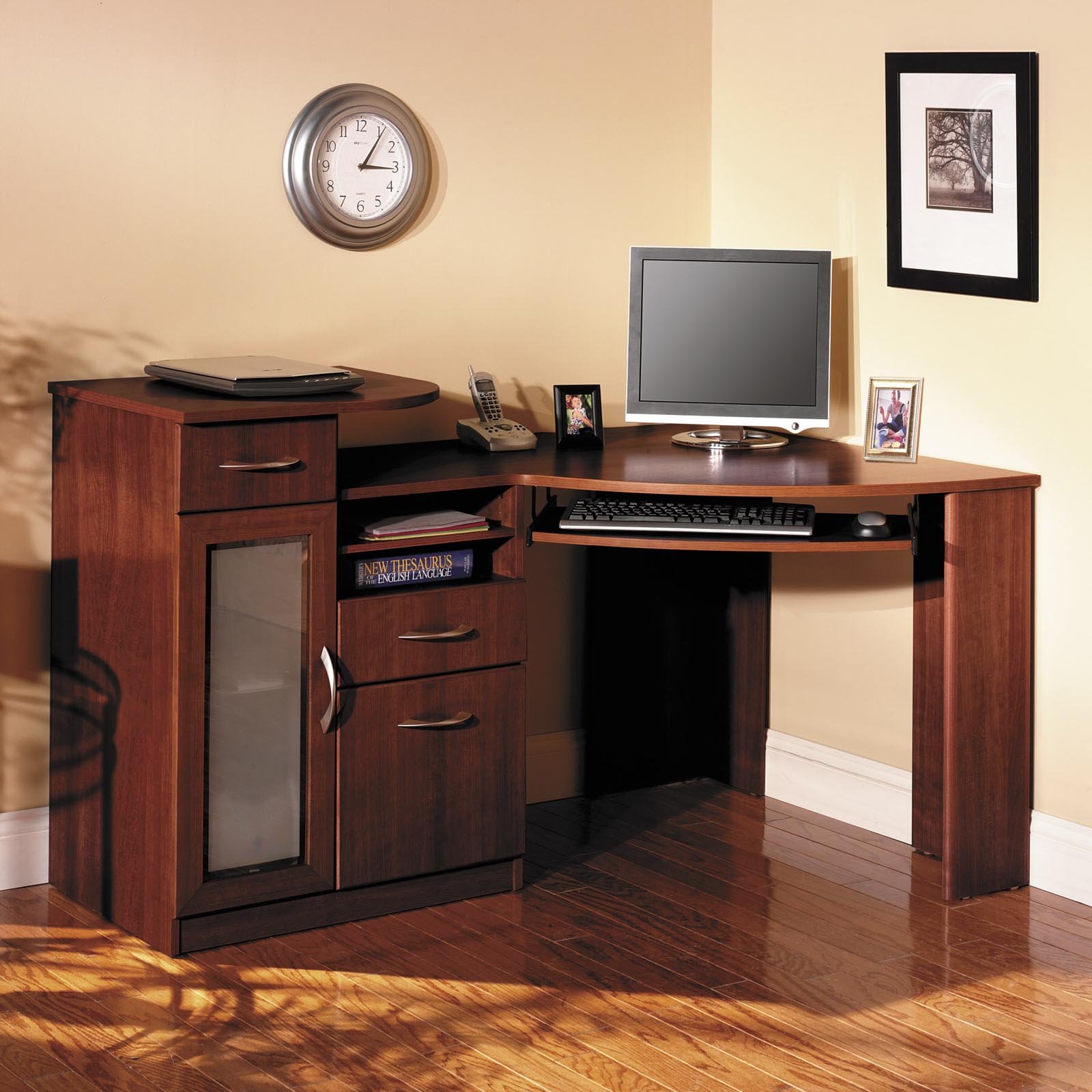 corner computer desks