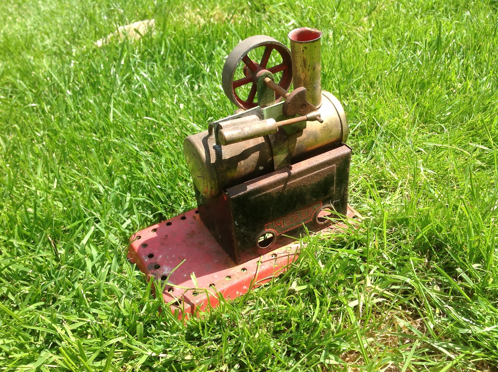 A Mamod Minor Steam Engine