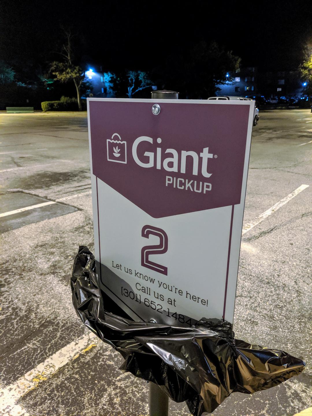 Robert Dyer Bethesda Row Giant relaunching grocery pickup service again