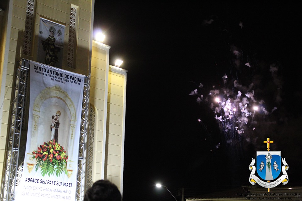 OLHO D’ÁGUA DAS FLORES CELEBRA SEU PADROEIRO OLHO D’ÁGUA DAS FLORES CELEBRA SEU PADROEIRO