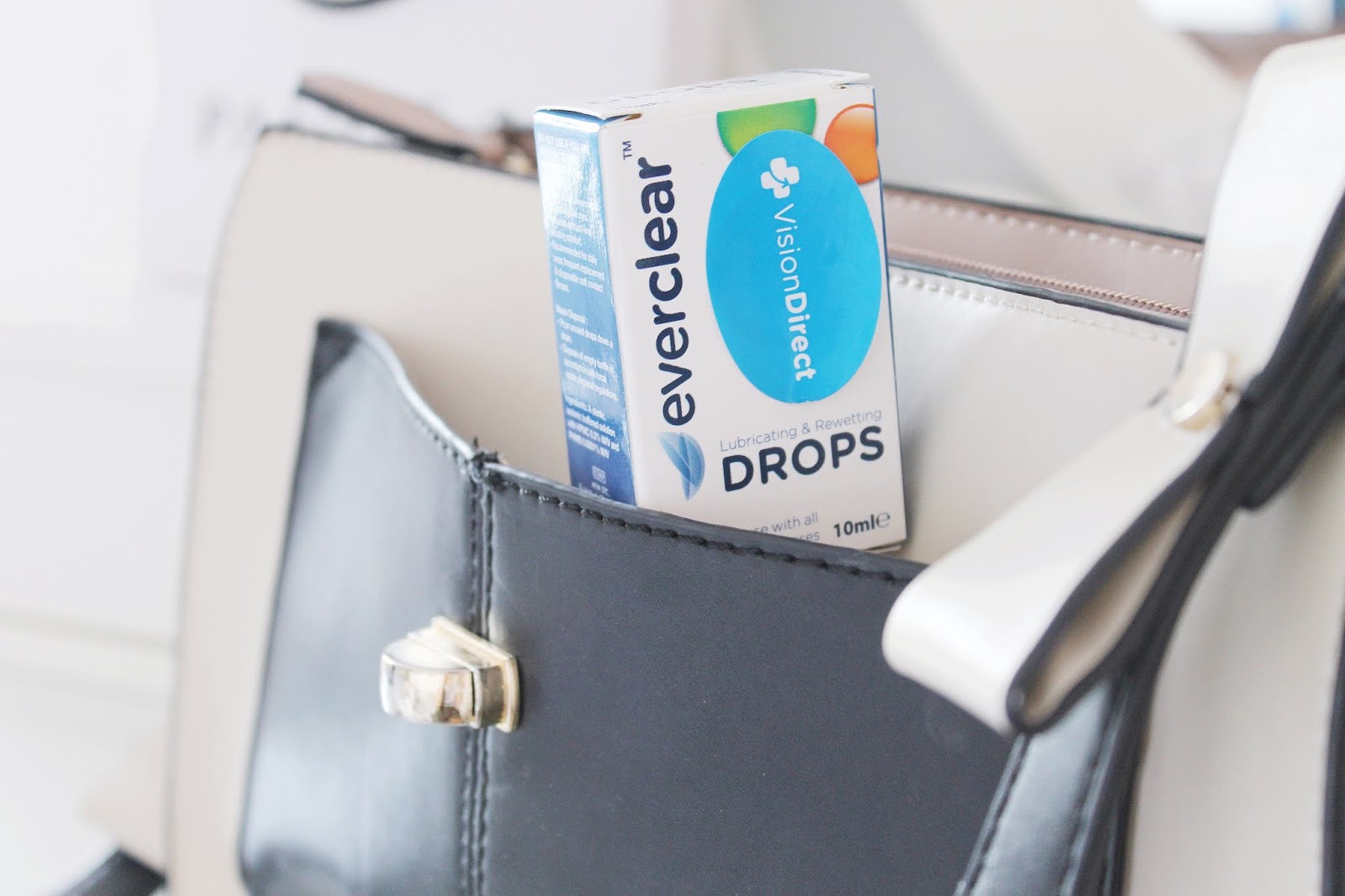 What's in my bag blog and hayfever essentials