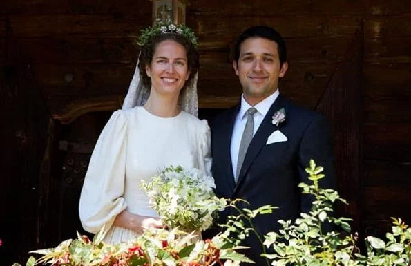 Princess Sofia wore a cream-colored silk linen wedding dress by Natascha Klein, and a diamond floral tiara