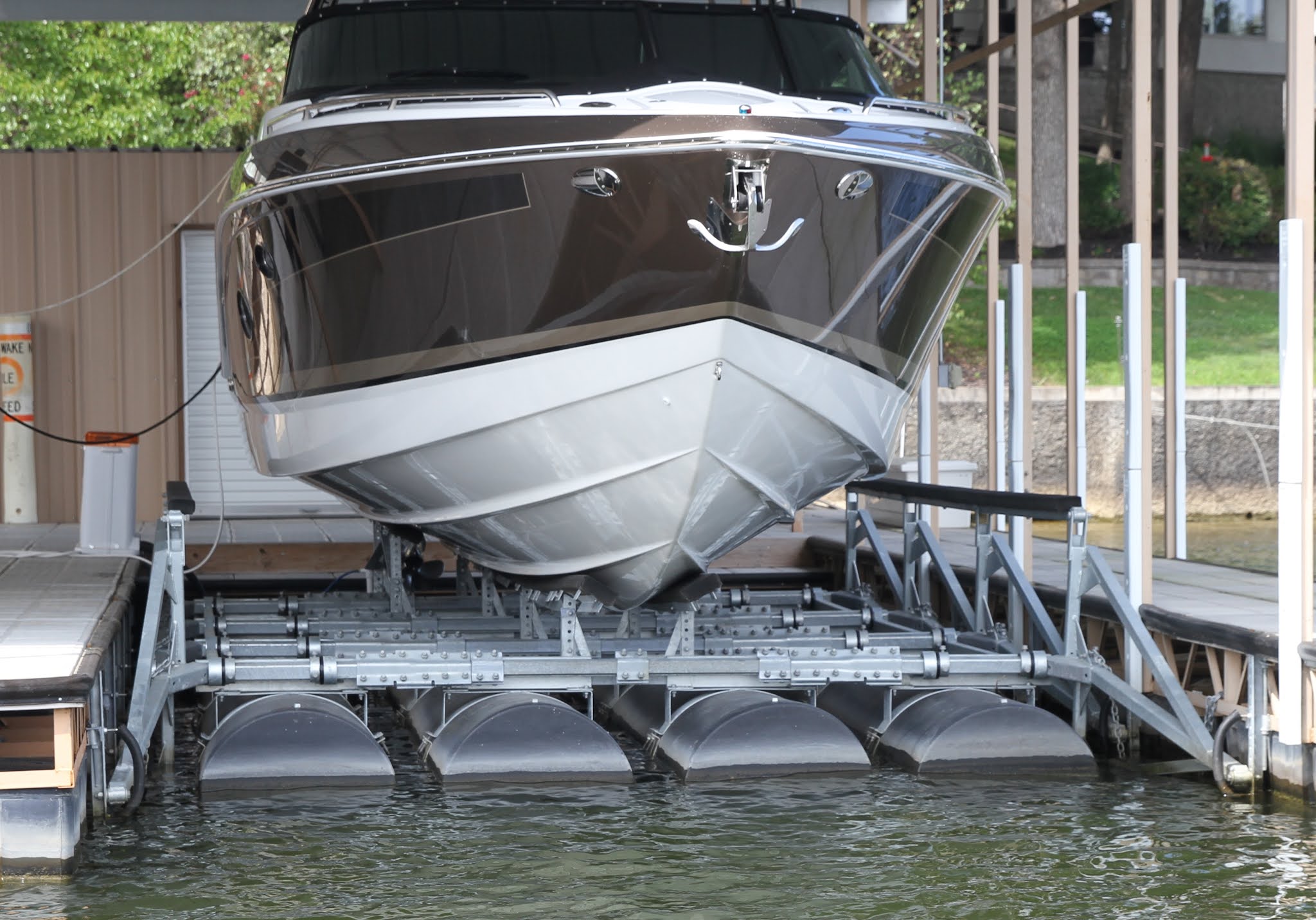Summerset Boat Lifts SUMMERSET BOAT LIFTS Family Owned & Operated Since 1982