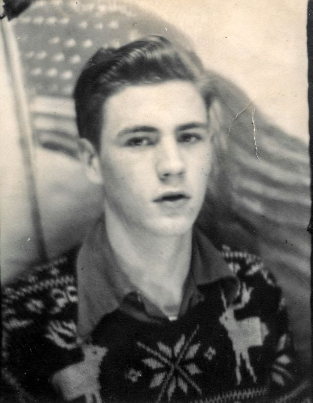 36 Cool Portraits From Photo Booths That Defined Men S Hairstyles