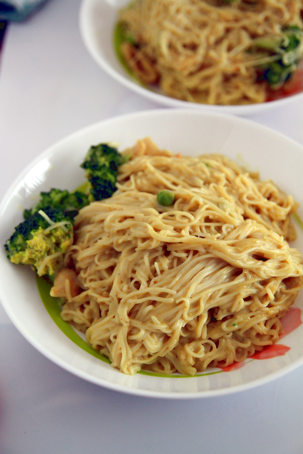 Creamy Coconut Peanut Curry Noodles Vondelicious!