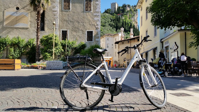 pista ciclabile valle dei laghi