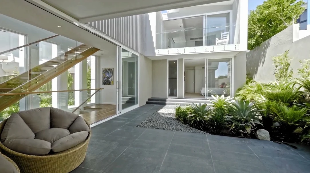 26 Interior Design Photos vs. 29 Mcanally Dr, Sunshine Beach, QLD, Australia Luxury Home Tour