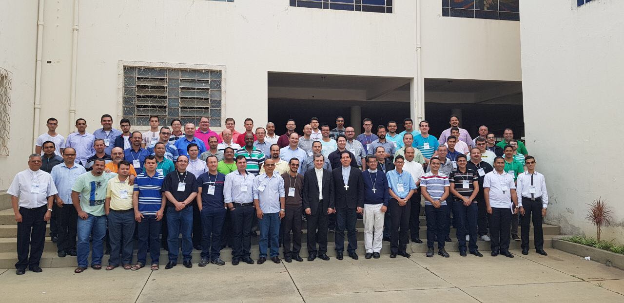 Um Simples Servo de Cristo A Importância do Noivado