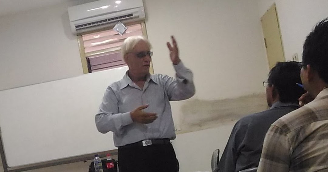 Bahasa Inggris Membuka Pintu Ilmu Pengetahuan Bahasa Inggris Membuka Pintu Ilmu Pengetahuan