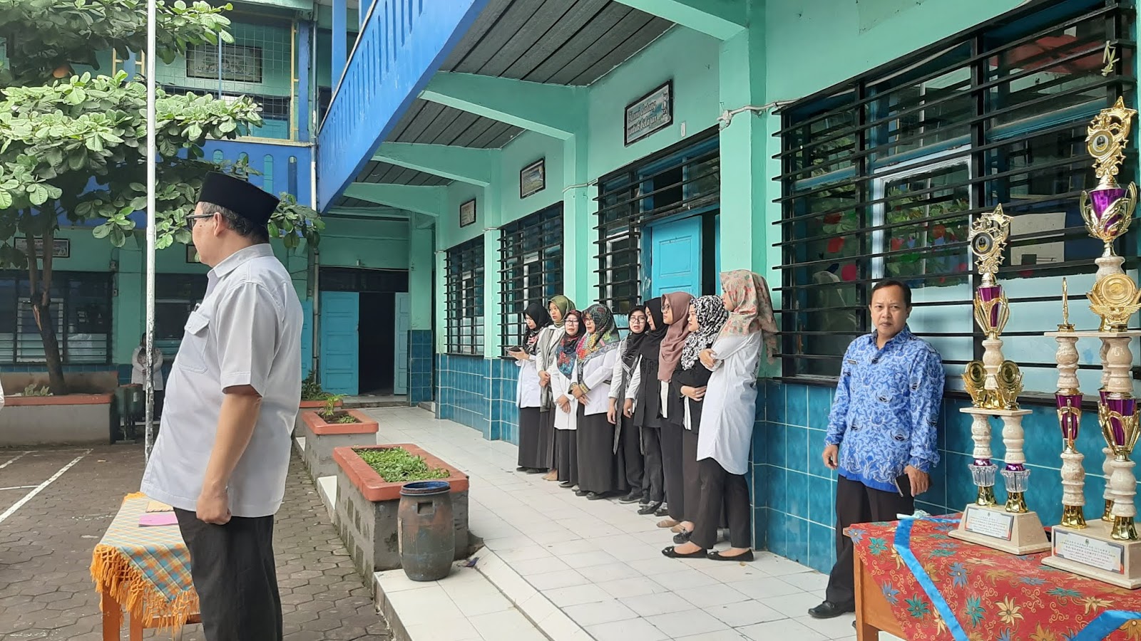 Sertijab Pengurus OSIS MTs Nurul Falah Cimahi Masa Bhakti 2020-2021